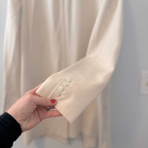 THEORY Winola Open Front Blazer Jacket in an off white/beige - size 2 - Picture 12 of 14